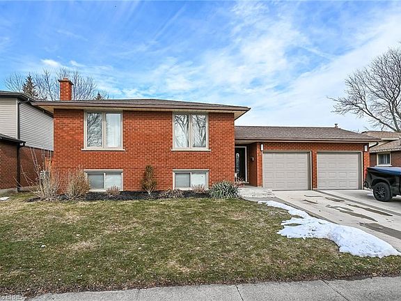 2nd image of 14 Max Webster Rd