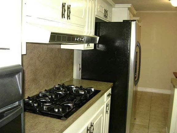 3rd image of 3171 Sandalwood Dr