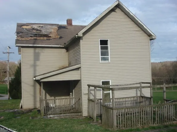 5030 Lindentree Rd NE, Mineral City, OH 44656