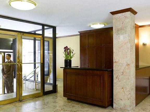 5th image of 401 W 56th St APT 6G