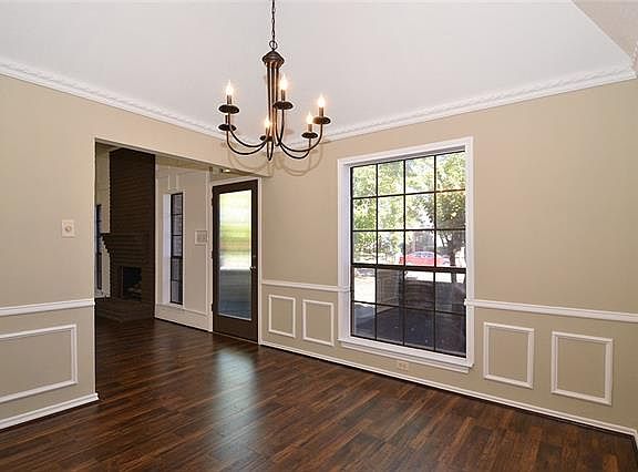 2nd image of 905 Lake Meadows Dr