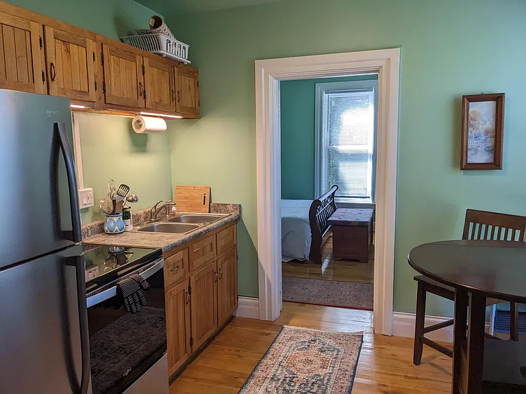 423 Budd St #3 — Photo 5