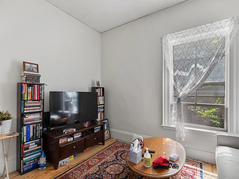 34 Cushman St #2 — Photo 15