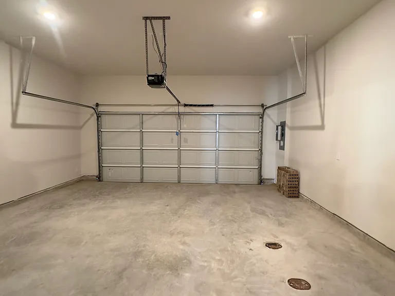 1129 Concan Dr — Photo 17