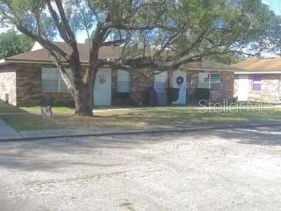 223 Orange St APT 1-6, Auburndale, FL, 33823