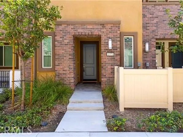 1371 Nimbus Ct, Pomona, CA 91768