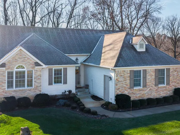 7425 Charles Ct, Linden, MI 48451