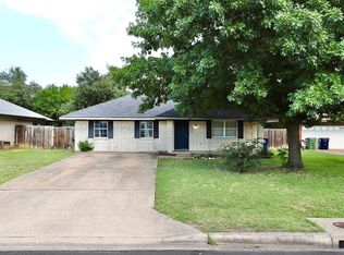 618 Bent Wood Dr, Leander, TX 78641