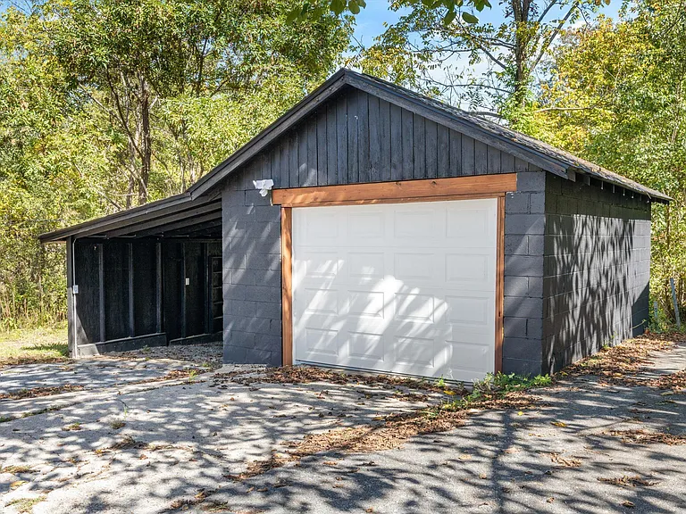 648 Middle Creek Rd — Photo 6