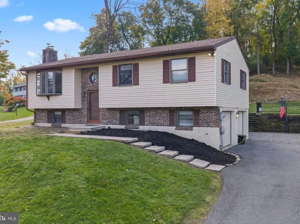 450 Parkview Rd, Reading, PA 19606