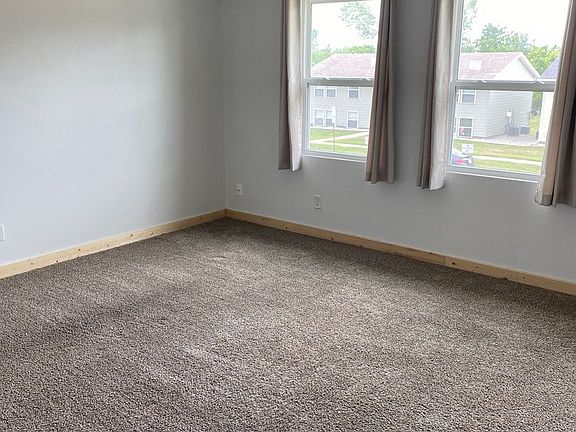 3rd image of 406 Melody Ln #3