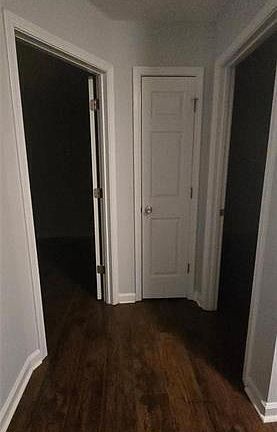 4th image of 1620 Valley Club Dr