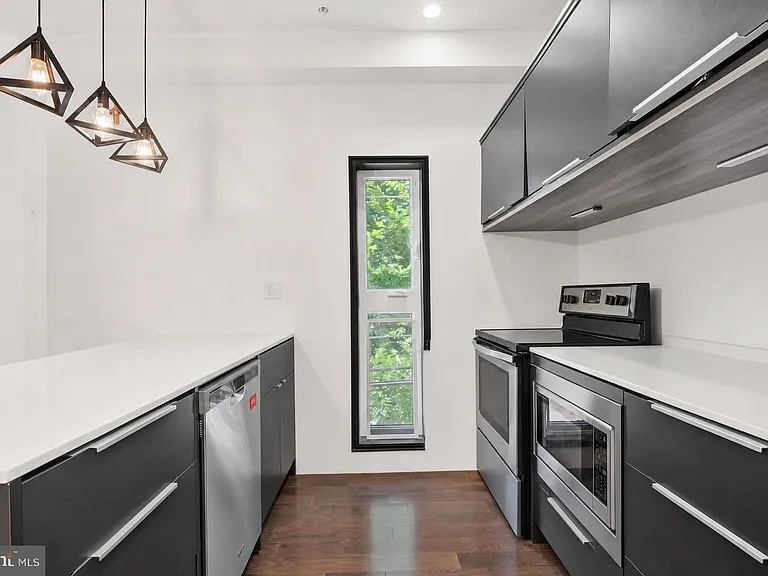 519 N 38th St #2 — Photo 7