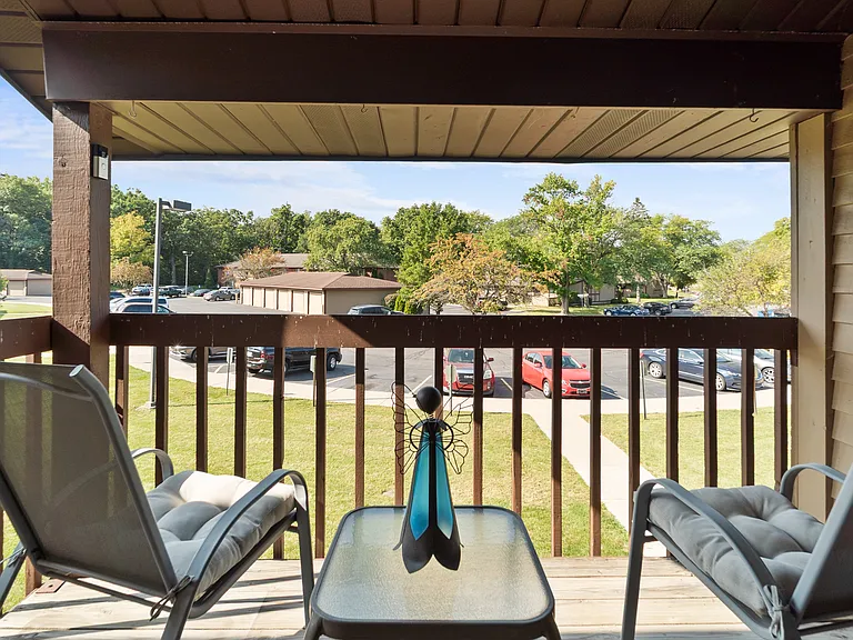 Swanson Court Apartments — Photo 21