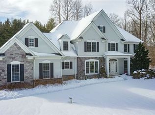 8887 Sherman Rd, Chesterland, OH 44026