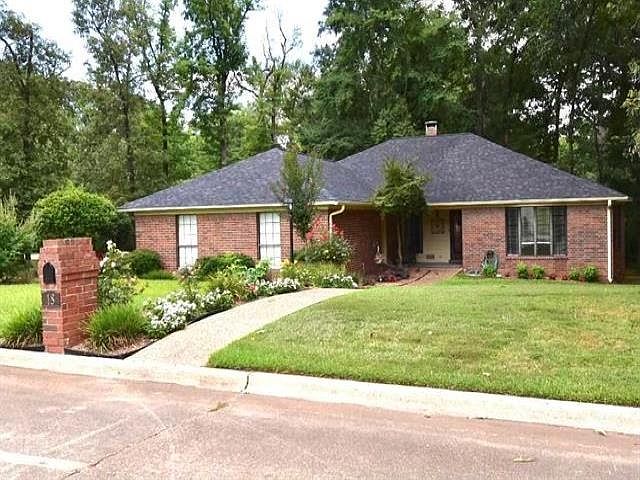 1st image of 18 Brookside Dr