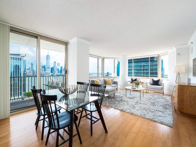 1 2nd St APT 2111, Jersey City, NJ, 07302