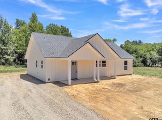 166 Hunters Hollow Dr, Mount Vernon, TX 75457