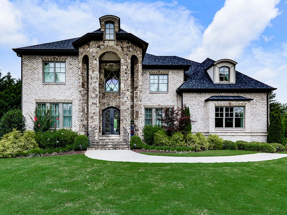 1st image of 4481 Kings Lake Dr NE