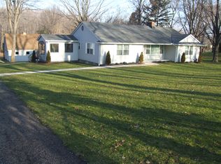 8985 Perkins Dr, Mentor, OH 44060