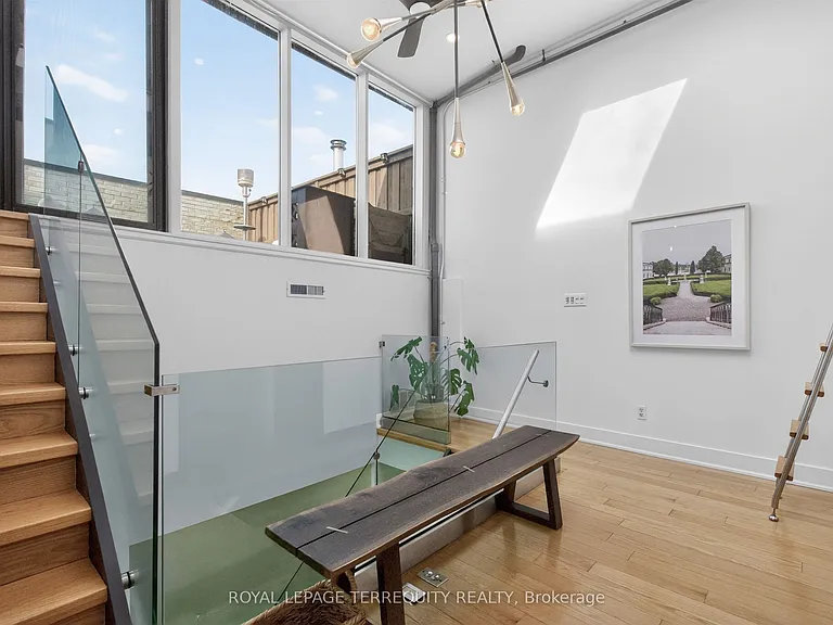 75 Markham St #1 — Photo 28