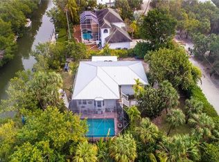 542 N Yachtsman Dr, Sanibel, FL 33957