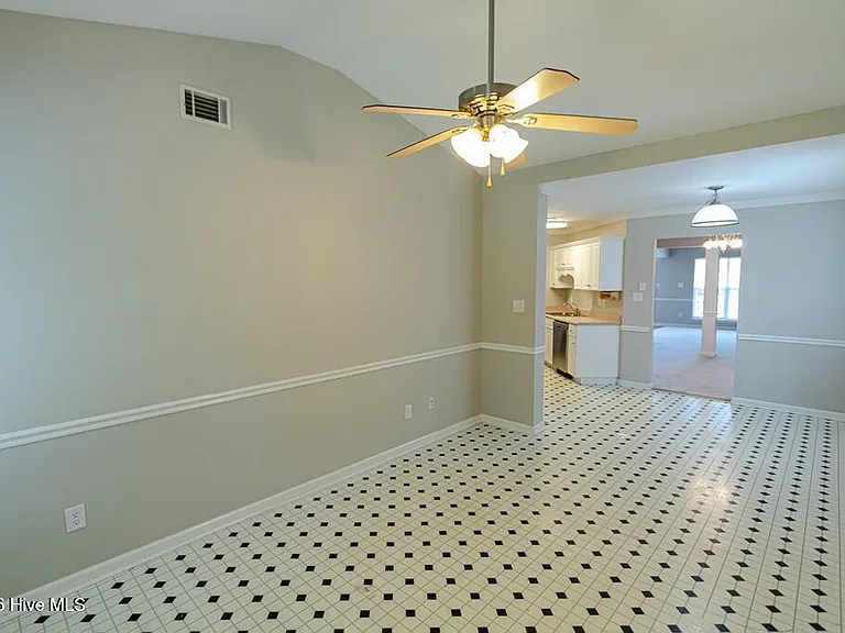 7624 Pleasantville Way — Photo 59