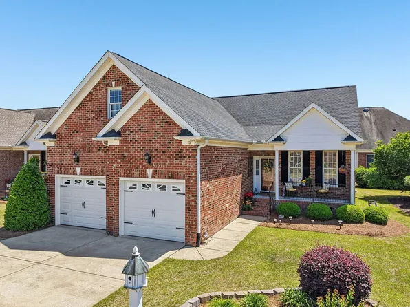 638 E Lakota Dr, Fuquay Varina, NC 27526