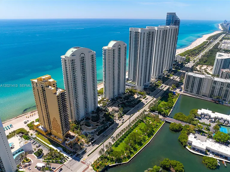16275 Collins Ave #1703 — Photo 41