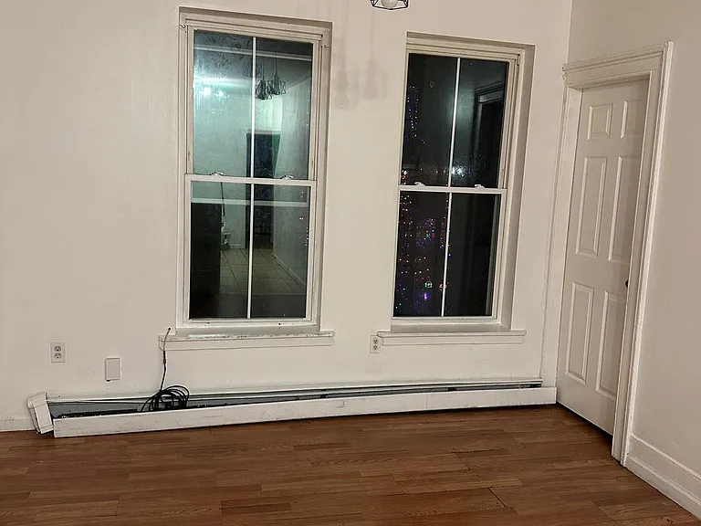 52 S Miller St #B — Photo 4
