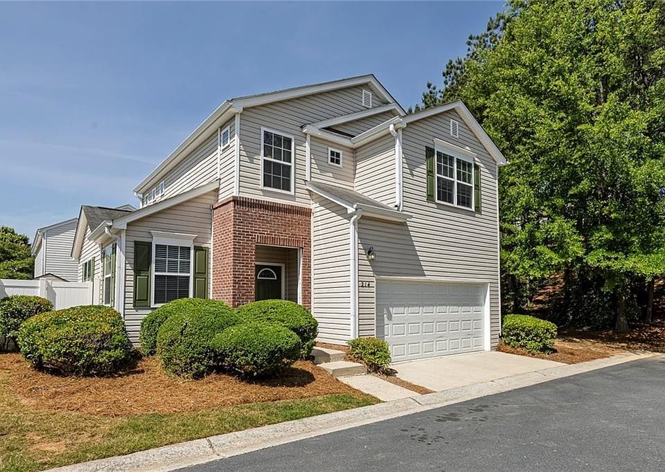 1st image of 214 Hiawassee Dr