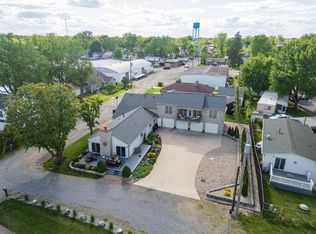 429 Harborview Dr, Russells Point, OH 43348