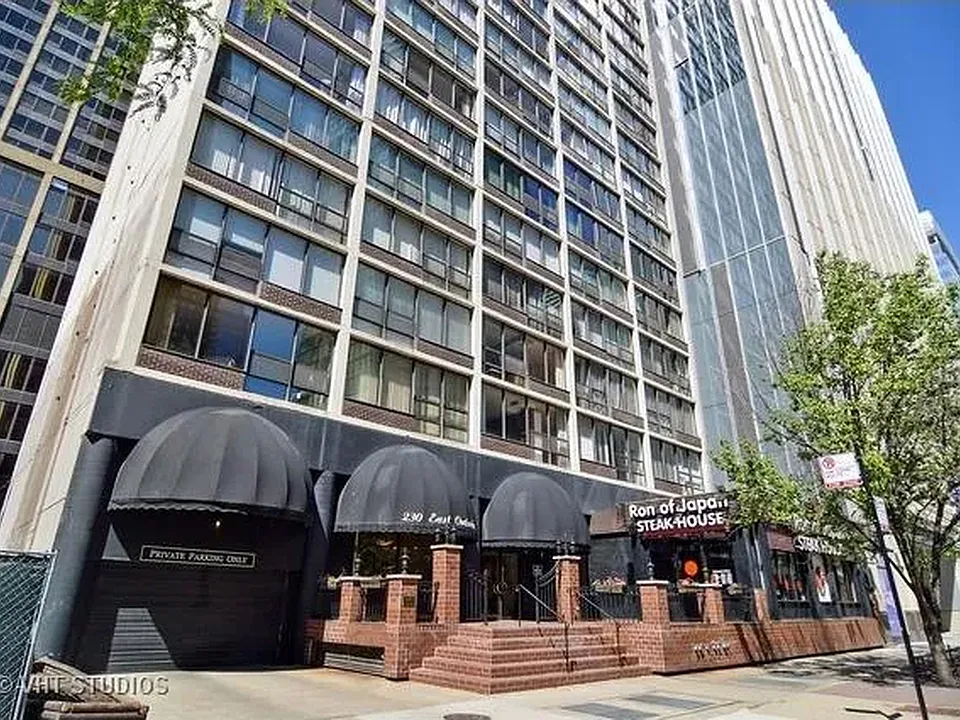 230 E Ontario St #802