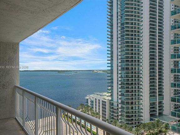 4th image of 1200 Brickell Bay Dr APT 1907