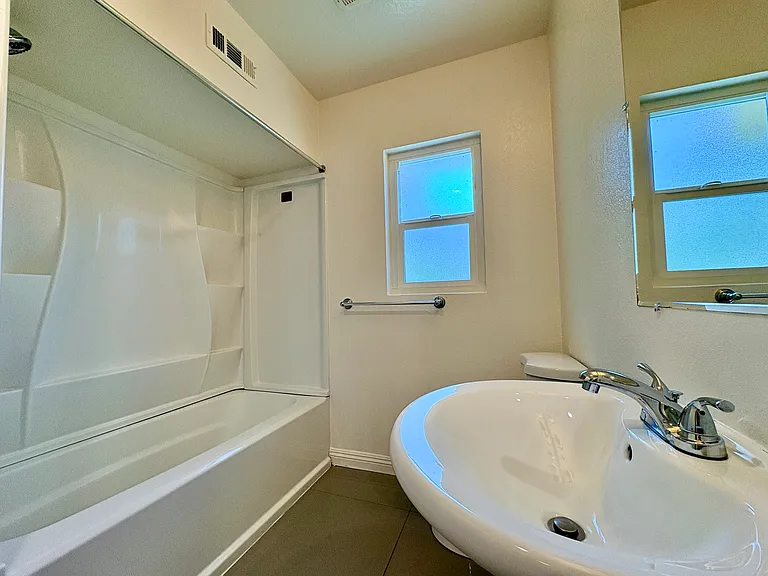 1641 N Towne Ave #A — Photo 17