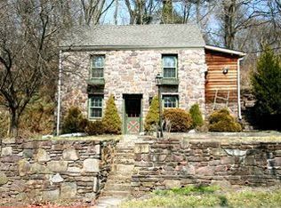 8 Quarry Rd, Stockton, NJ 08559