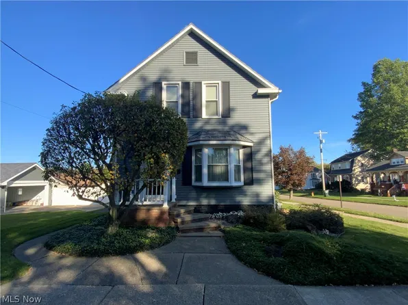 408 Stewart Ave NE, Carrollton, OH 44615