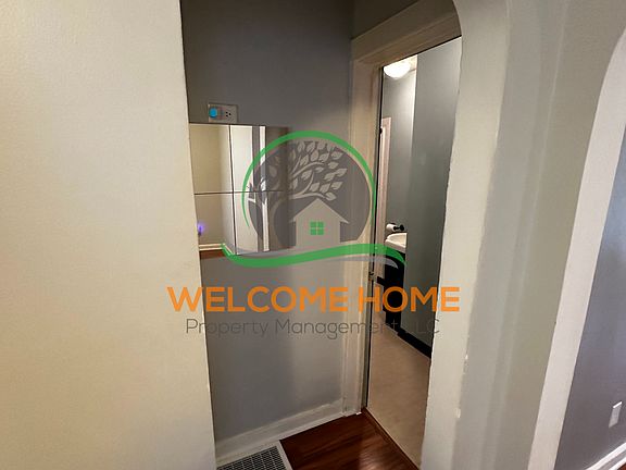 4th image of 2416 N 22nd St