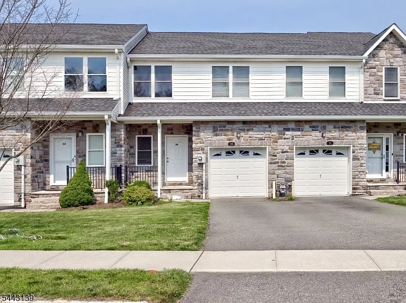 2 bed, 2.5 bath, $3,450 — Photo 2