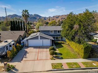 10561 Vassar Ave, Chatsworth, CA 91311