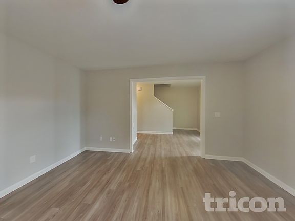 3rd image of 113 Driftwood Ave