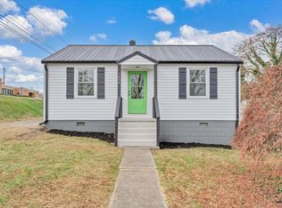 1004 26th St SW, Roanoke, VA 24015