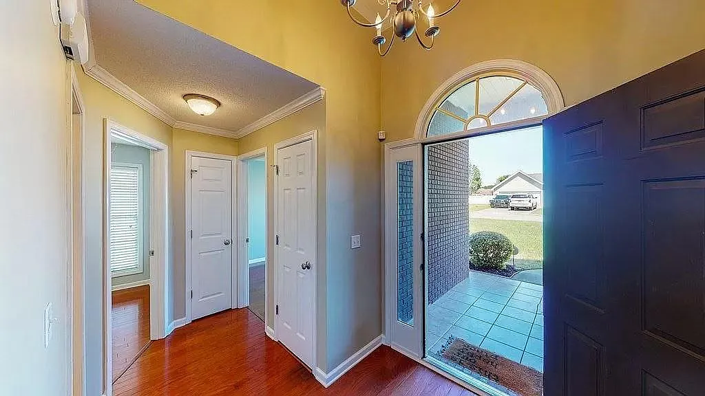 344 Brushfire Dr — Photo 3