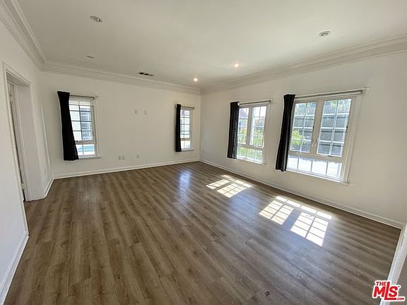 2nd image of 9555 W Olympic Blvd