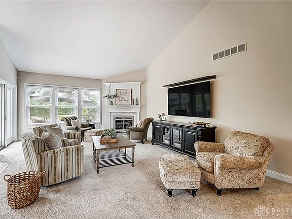 3rd image of 5684 Fairway Dr