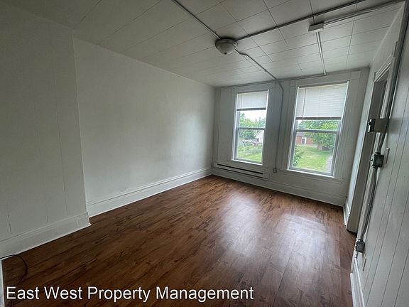 2nd image of 1224 1/2 Hughitt Ave #5197421