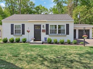 43 Vics Ct, Albany, NY 12205