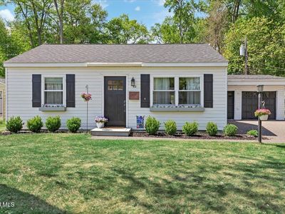 43 Vics Court, Albany, NY, 12205