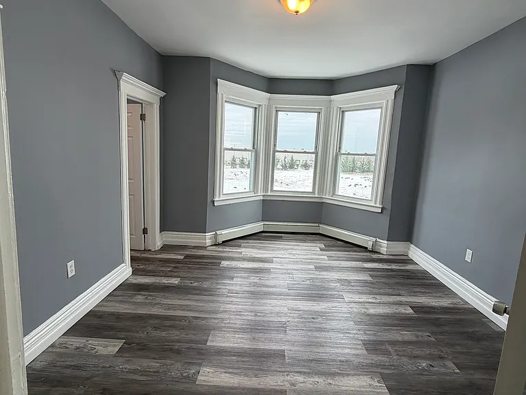 23 9th Ave #2 — Photo 3