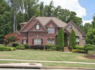 2211 Hunters Green Dr, Lawrenceville, GA 30043